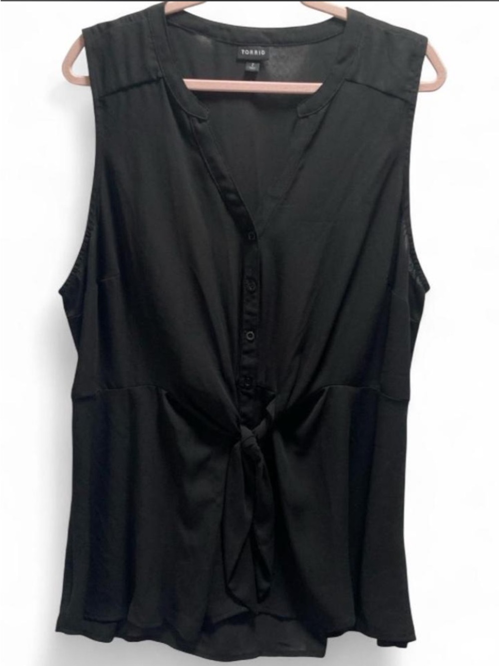 Torrid Plus Size 2X Black Sleeveless Blouse